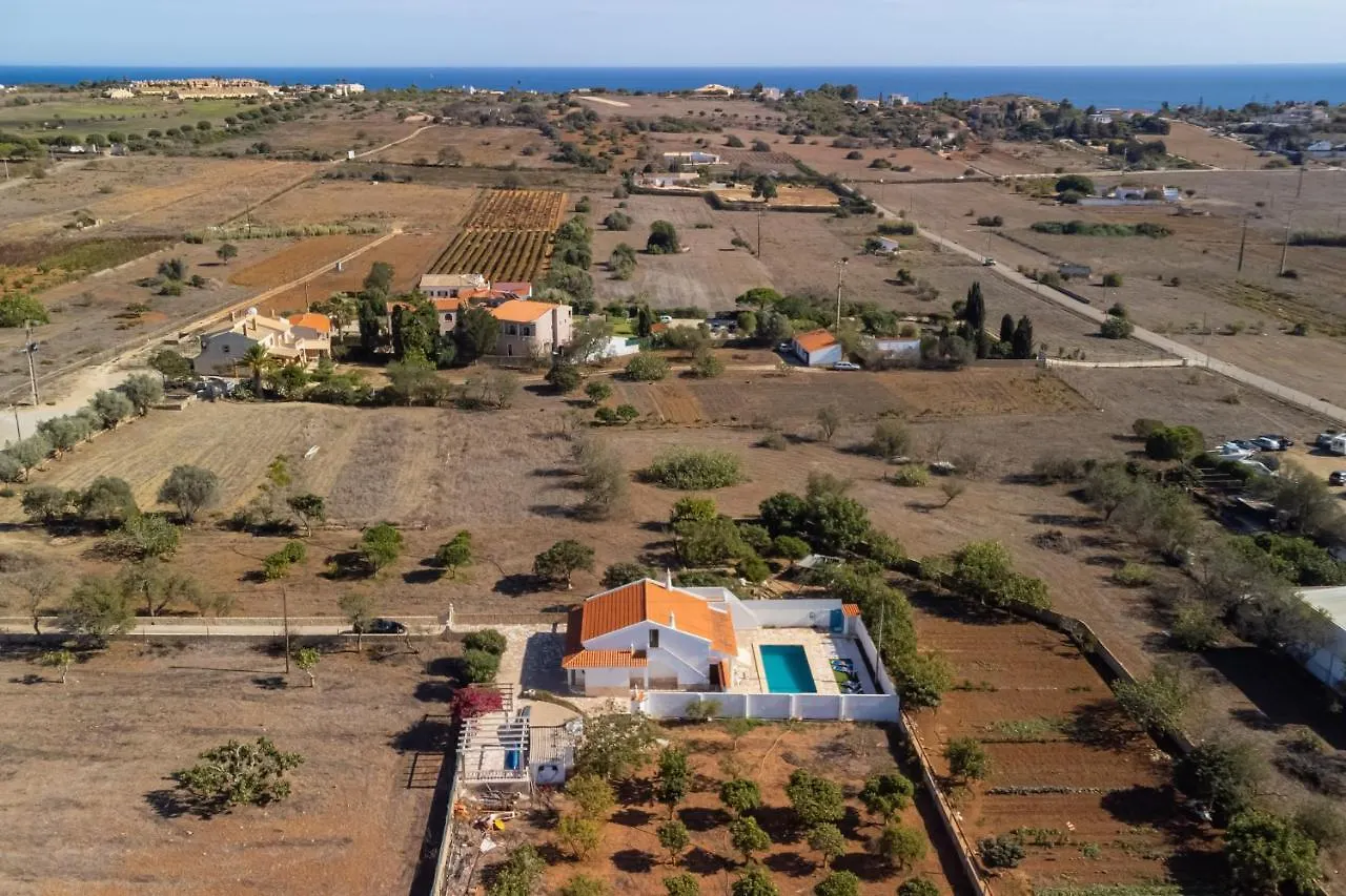 Casa Teresinha - V028 Villa Montinhos da Luz