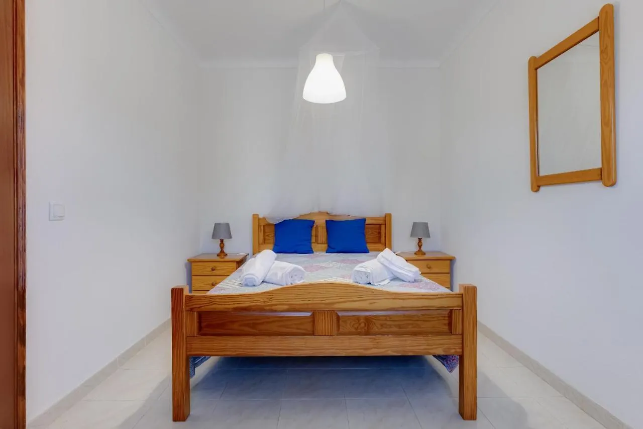 Casa Teresinha - V028 Villa Montinhos da Luz